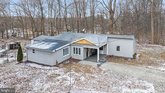 112 Pricetown Rd, Fleetwood, PA 19522