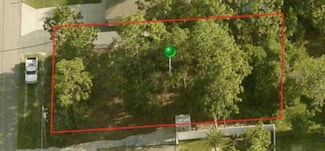 1313 W Kenmore Dr, Citrus Springs, FL 34434