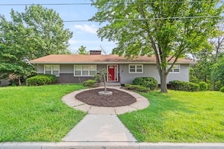 2248 Country Ln, Columbia, MO 65201