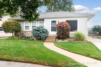 718 Spring Ave NE, Grand Rapids, MI 49503