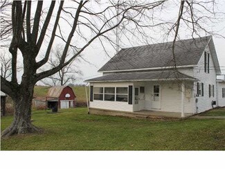 11601 E North First St, Loogootee, IN 47553