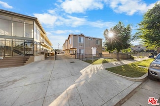 14112 Delano St Unit 3, Los Angeles, CA 91401