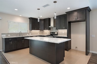 602 Carnation Dr, Placentia, CA 92870