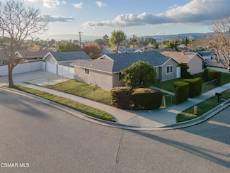 1213 Currant Ave, Simi Valley, CA 93065