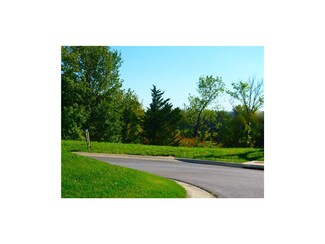 Lot 12 Briarcliff Hills N A, Riverside, MO 64150