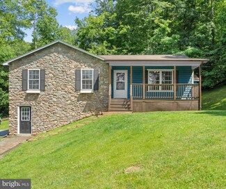 1971 High Top Rd, Linden, VA 22642