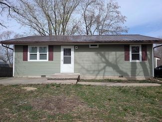 403 Fir St, Humansville, MO 65674