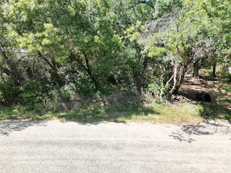2826 Sycamore Ct, Granbury, TX 76048