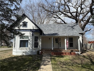 201 E 3rd St, Burlington Junction, MO 64428