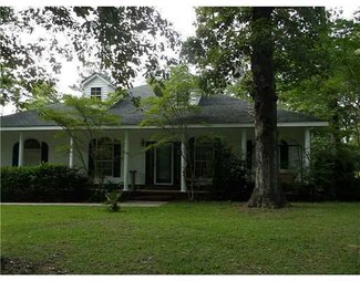 1929 Highway 26, Wiggins, MS 39577