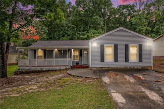7845 Chase Woods Dr, Jonesboro, GA 30236