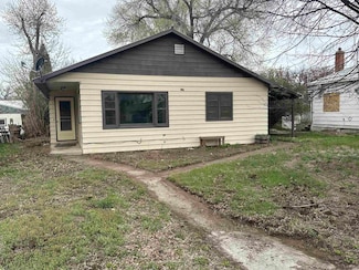 204 3rd Ave, Edgemont, SD 57735
