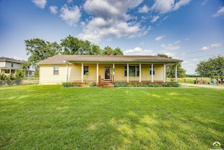 1110 E 1600 Rd, Lawrence, KS 66046