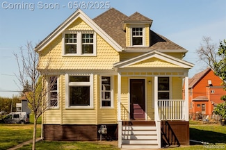 2431 Parker St, Detroit, MI 48214