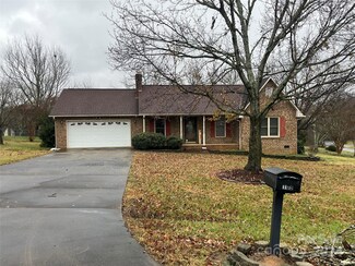 143 Plumtree Dr, Kings Mountain, NC 28086