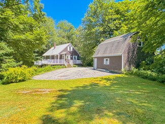 59 Baker Rd, Freeport, ME 04032