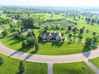 19270 Foxfield Dr, Prior Lake, MN 55372