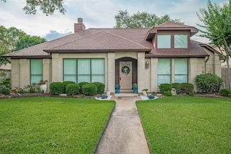 334 Swords Bend, Stafford, TX 77477
