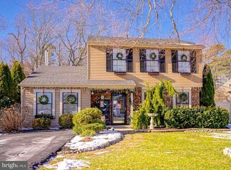 125 Saint Moritz Dr, Sicklerville, NJ 08081