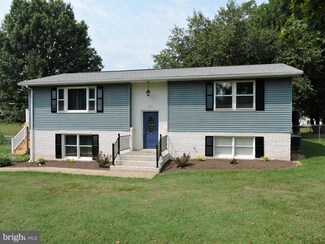 289 Third St, Shenandoah Junction, WV 25442
