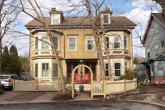 6 Warren Square Unit 2, Jamaica Plain, MA 02130