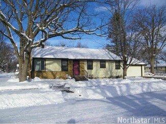 700 Riverside Dr NE, Saint Cloud, MN 56304