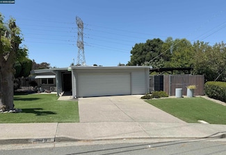 1679 Sarah Dr, Pinole, CA 94564