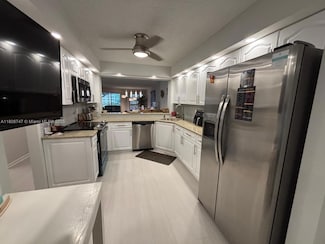 7443 Fairfax Dr Unit 208, Tamarac, FL 33321