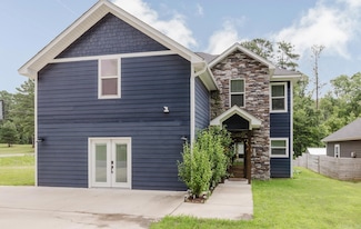 600 Hiram Dr, Bauxite, AR 72011