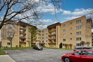 6460 W Belle Plaine Ave Unit 211, Chicago, IL 60634