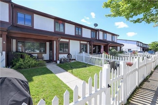 97 Debbie St, Staten Island, NY 10314