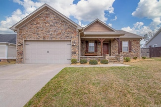 612 Surrey Ln, Benton, AR 72015