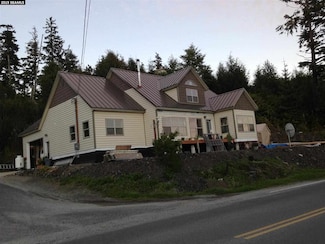 337 Keku St, Kake, AK 99830