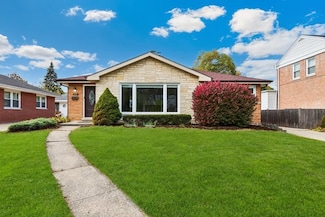 416 N Eastwood Ave, Mount Prospect, IL 60056