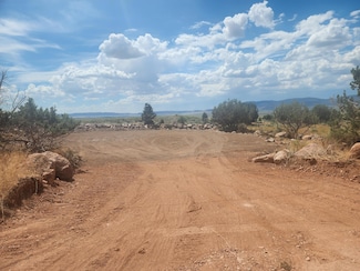 1421 N Foothill Dr, Paragonah, UT 84760