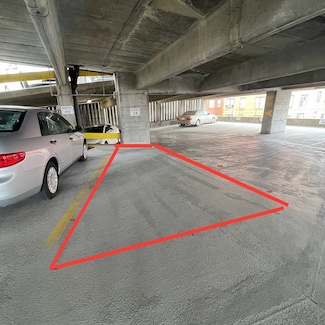 425 Newbury St Unit PS-218, Boston, MA 02115