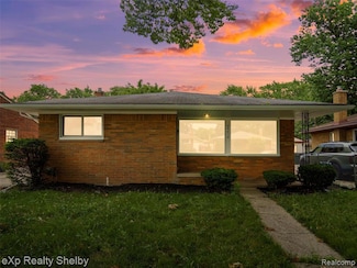 24412 Culver St, Saint Clair Shores, MI 48080