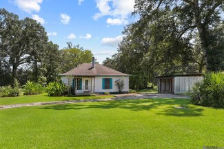12204 Louis White Rd, Geismar, LA 70734