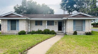 4901 French Dr, Corpus Christi, TX 78411
