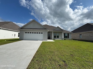 609 Summer St, Broussard, LA 70518