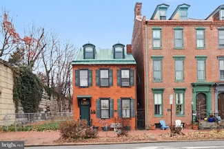 329 S Front St, Harrisburg, PA 17104