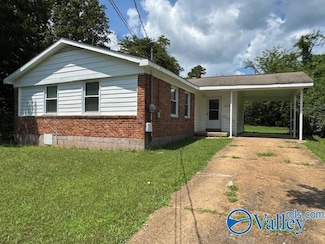 2514 Jeri St NW, Huntsville, AL 35810