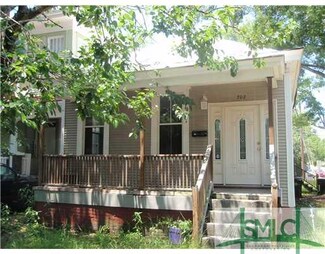 702 W 36th St, Savannah, GA 31415