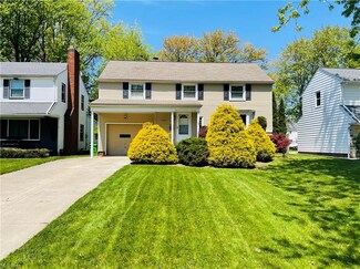 4601 Mackall Rd, Cleveland, OH 44121