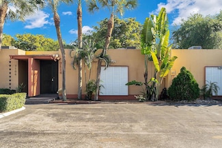7116 Ballantrae Ct, Hialeah, FL 33014