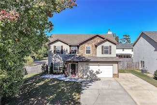 2712 Youngwood Ln, Opelika, AL 36801