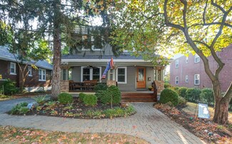 1028 Burns Ave, Wyoming, OH 45215