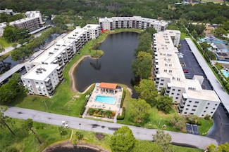 6070 80th St N Unit 215, Saint Petersburg, FL 33709