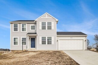 13686 Oasis Ave, Holland, MI 49424
