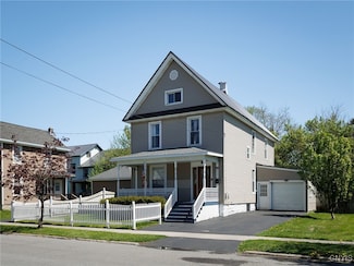 711 Cadwell St, Watertown, NY 13601